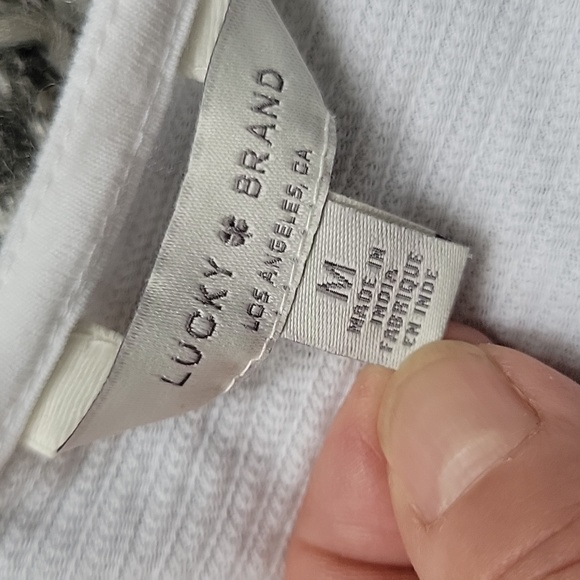 Lucky Brand Top - Picture 5 of 8
